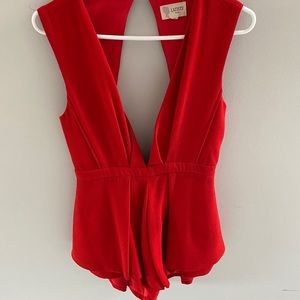 L’ATISTE Deep-V Red Romper